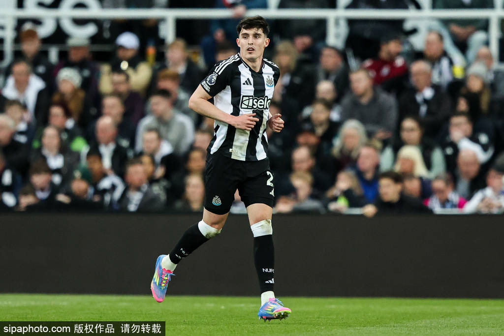 纽卡斯尔中场核心赛季报销，冲击欧冠资格遭遇重创
